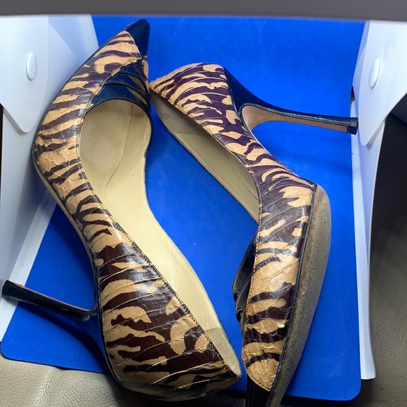 🔥 Jimmy Choo Python zebra Black Patent Leather Heels - Picture 7 of 13